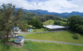 Hillcrest Mountain View Retreat